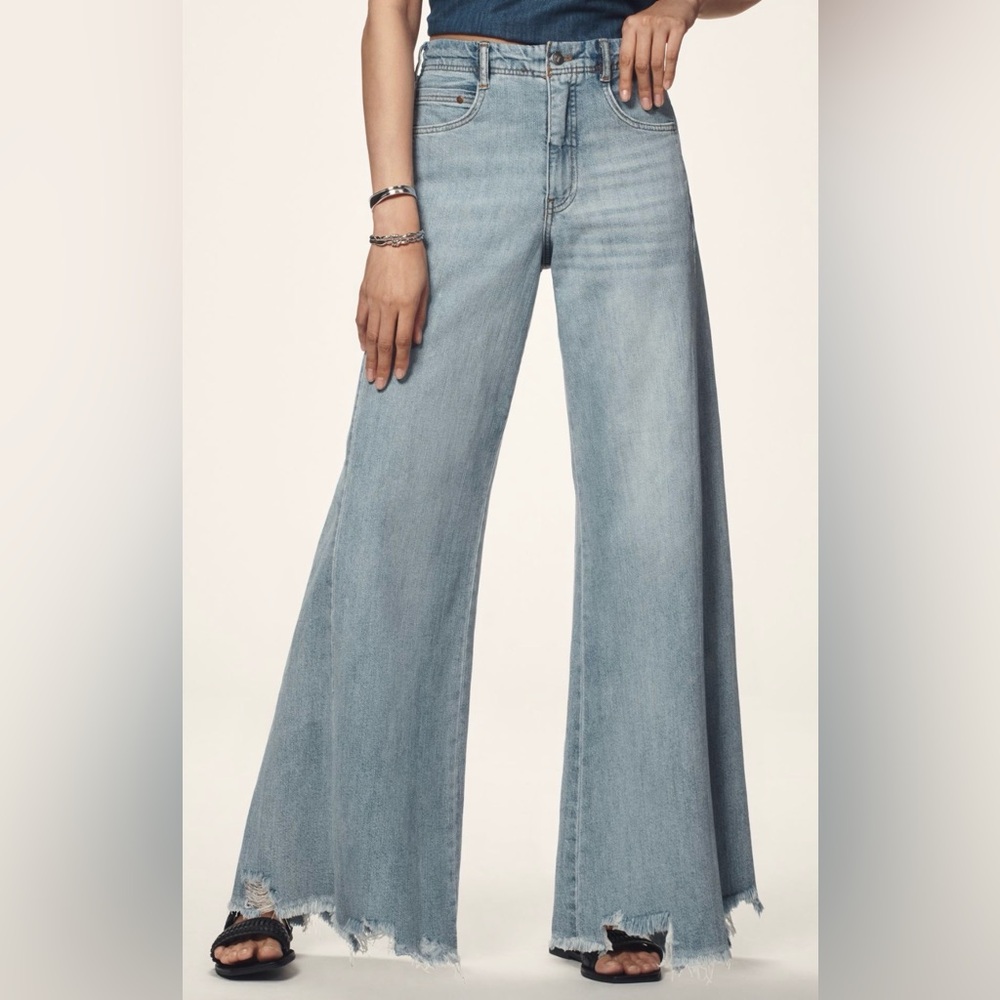Pilcro The Adi Regenerative Cotton Mid-Rise Flare 
Size 26 - Picture 3 of 10